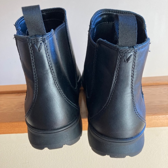 VIONIC EVERGREEN BOOTS BOOTIES BLACK SIZE 8 NIB - Picture 6 of 9